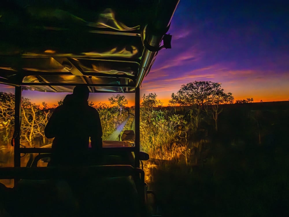 Safari notturno nel Cerrado, tra le attività della Pousada Trijunção.