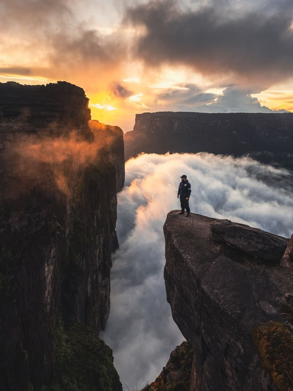 Tramonto sul Monte Roraima Tramonto sul Monte Roraima