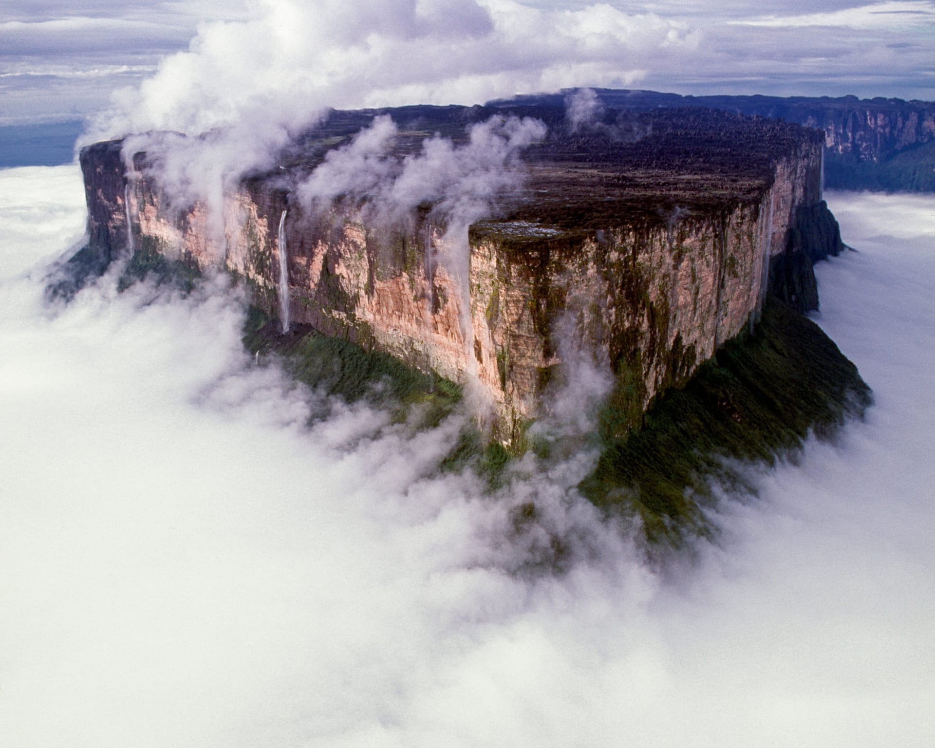 Come visitare il Monte Roraima: la guida di viaggio completa Come visitare il Monte Roraima: la guida di viaggio completa