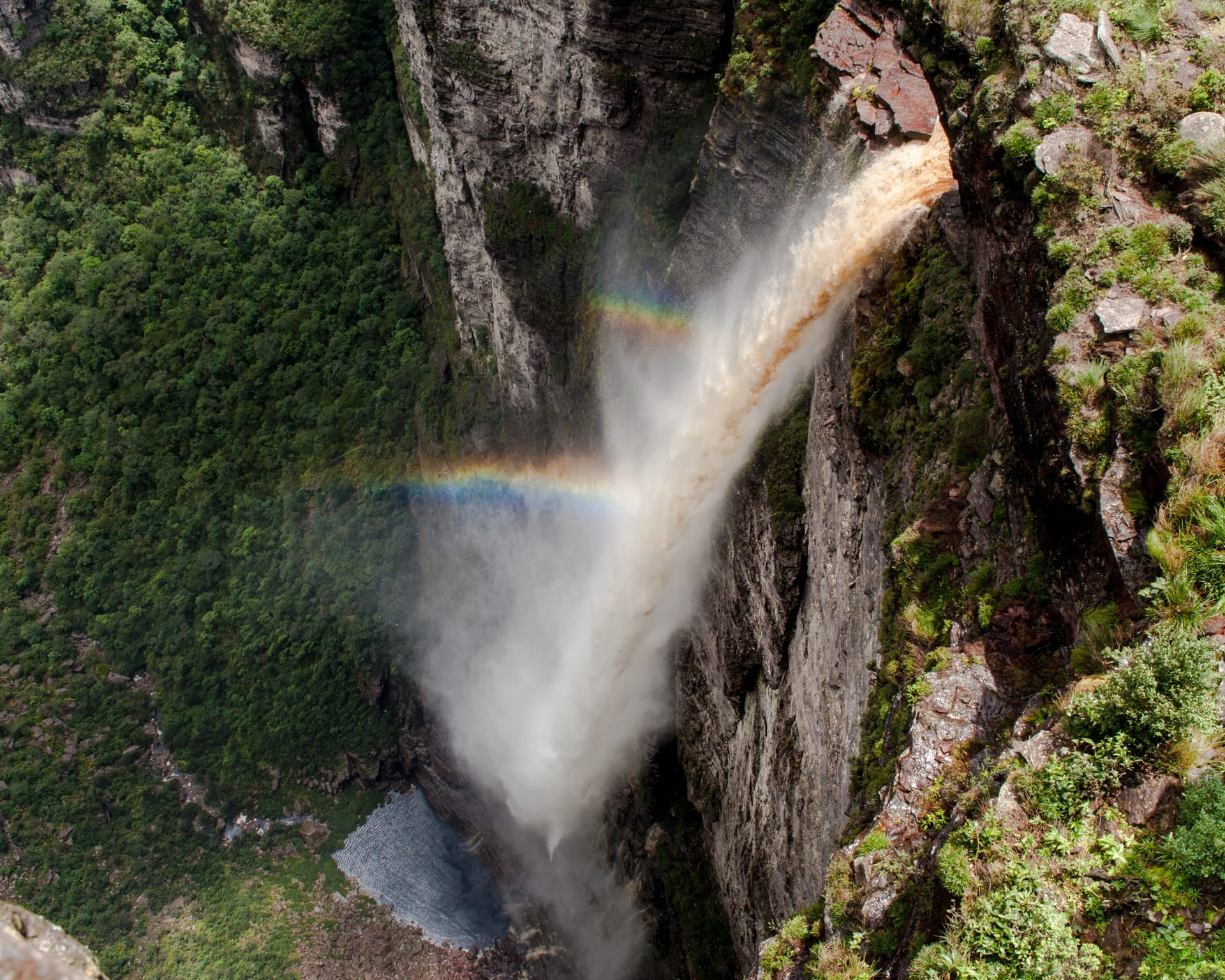 Cascate della Chapada Diamantina: i sentieri migliori e le piscine naturali più nascoste Cascate della Chapada Diamantina: i sentieri migliori e le piscine naturali più nascoste