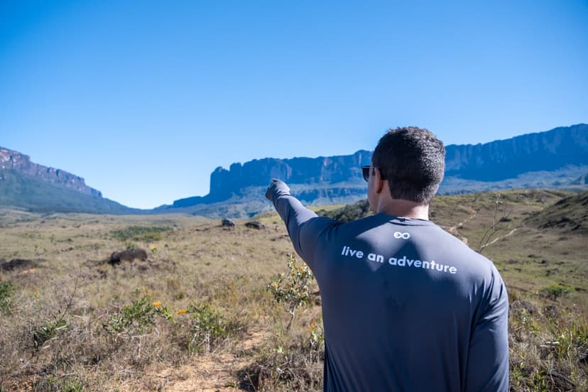 Tepui Roraima: trekking di 10 giorni con 5 notti in vetta Tepui Roraima: trekking di 10 giorni con 5 notti in vetta